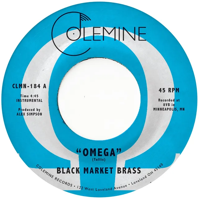 Black Market Brass Omega 7-tommer svart vinyl afrobeat