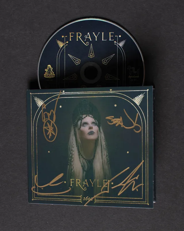 Frayle 1692 CD og bok signert