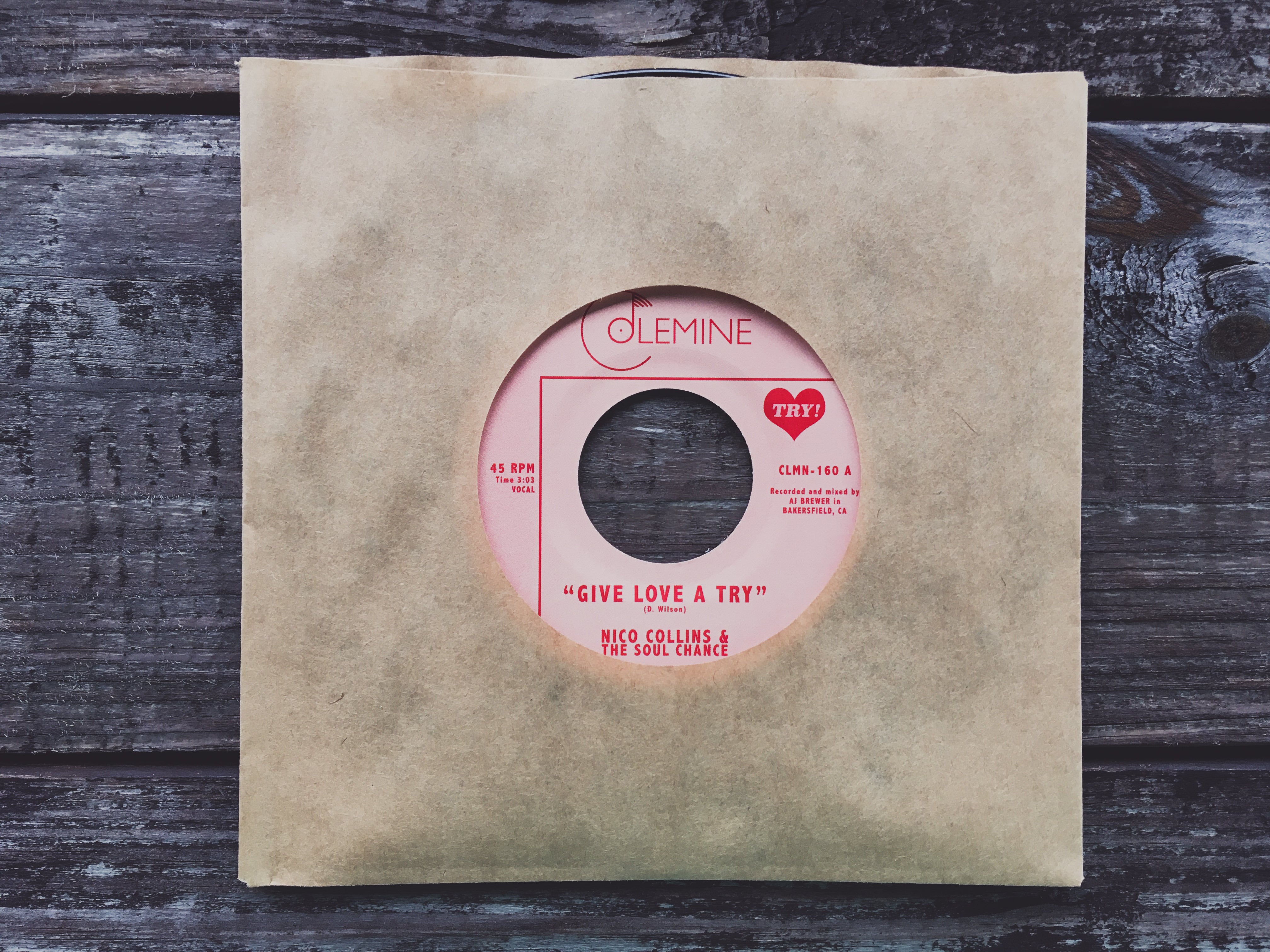 Nico Collins Give Love A Try vinylsingel rød reggae