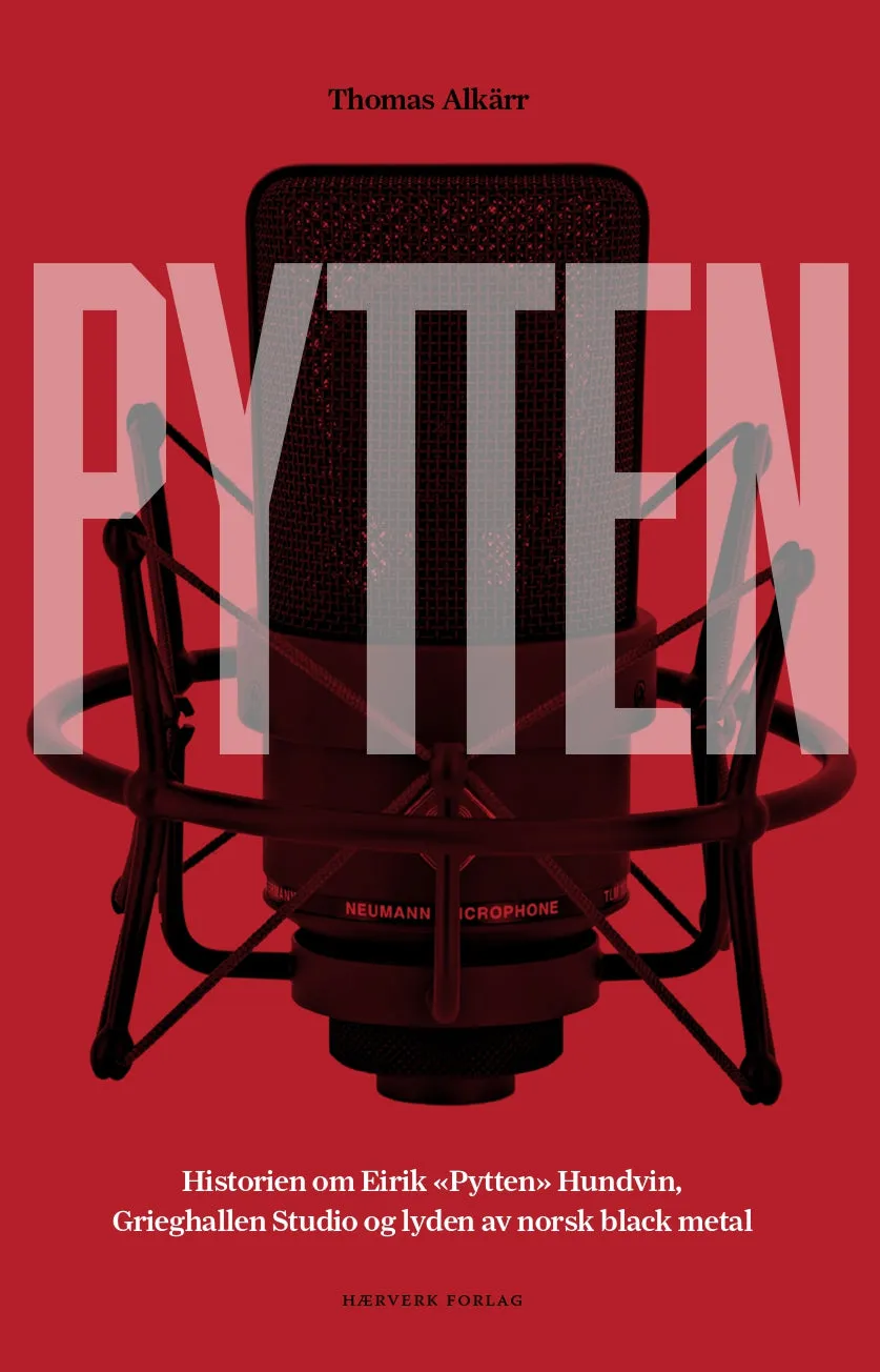 Pytten Hardcover bok 384 sider limitert