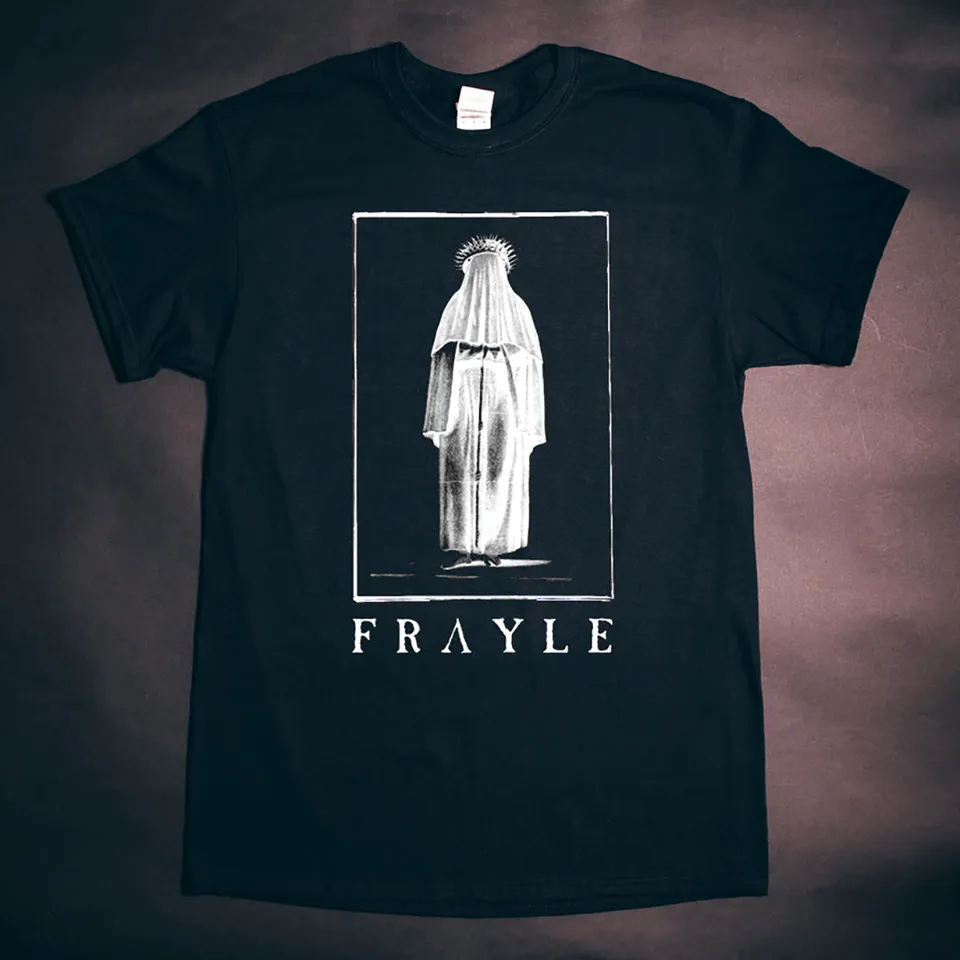 Frayle Creep T-skjorte svart med fronttrykk