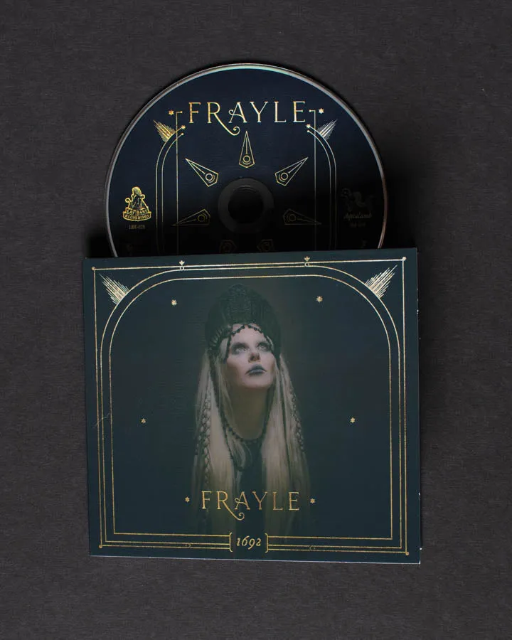 Frayle 1692 CD med 100-siders bok
