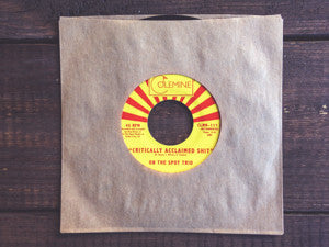 On The Spot Trio Suction 7-tommer svart vinyl